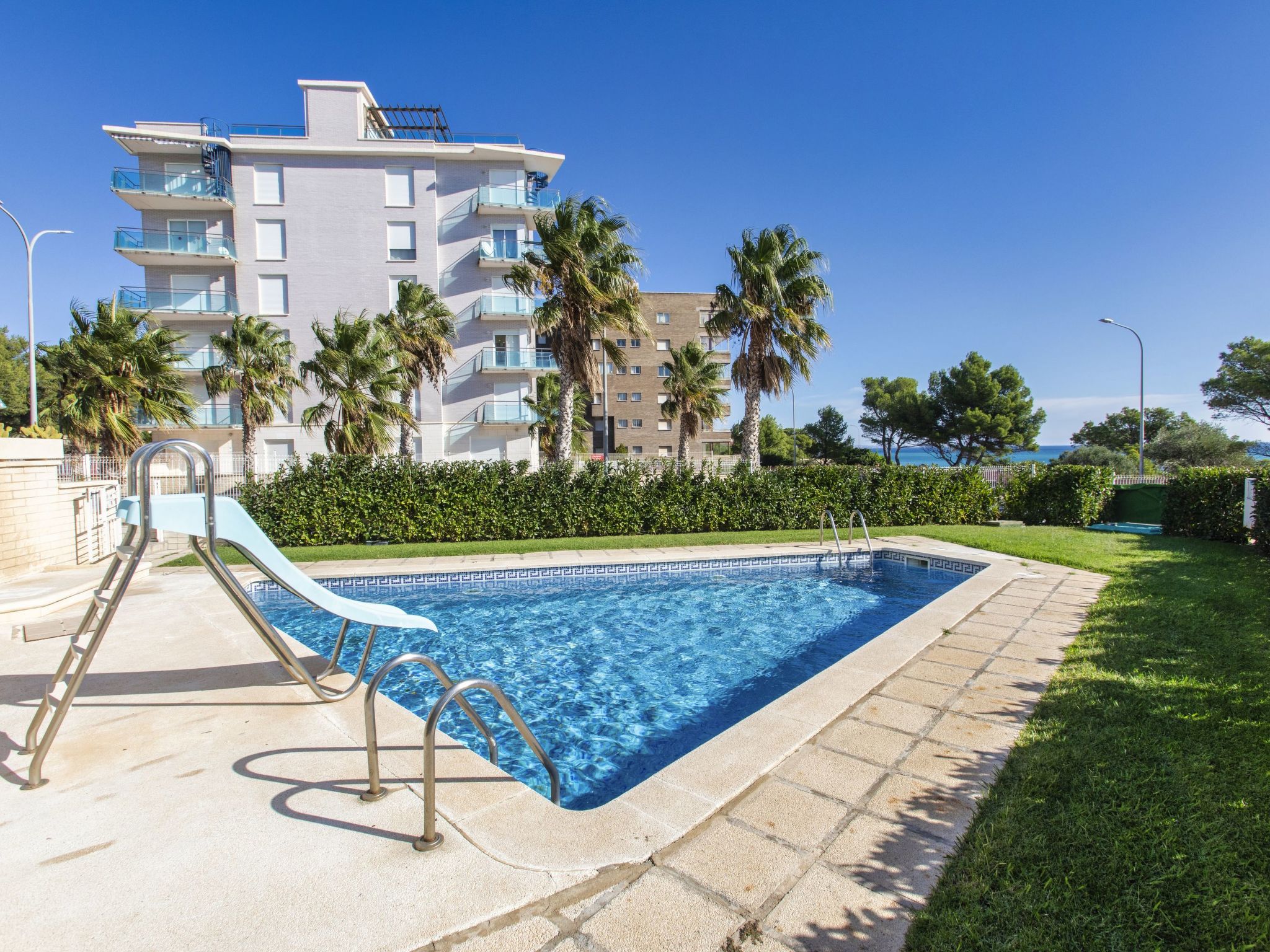 Foto 1 - Apartamento de 2 quartos em Mont-roig del Camp com piscina e vistas do mar