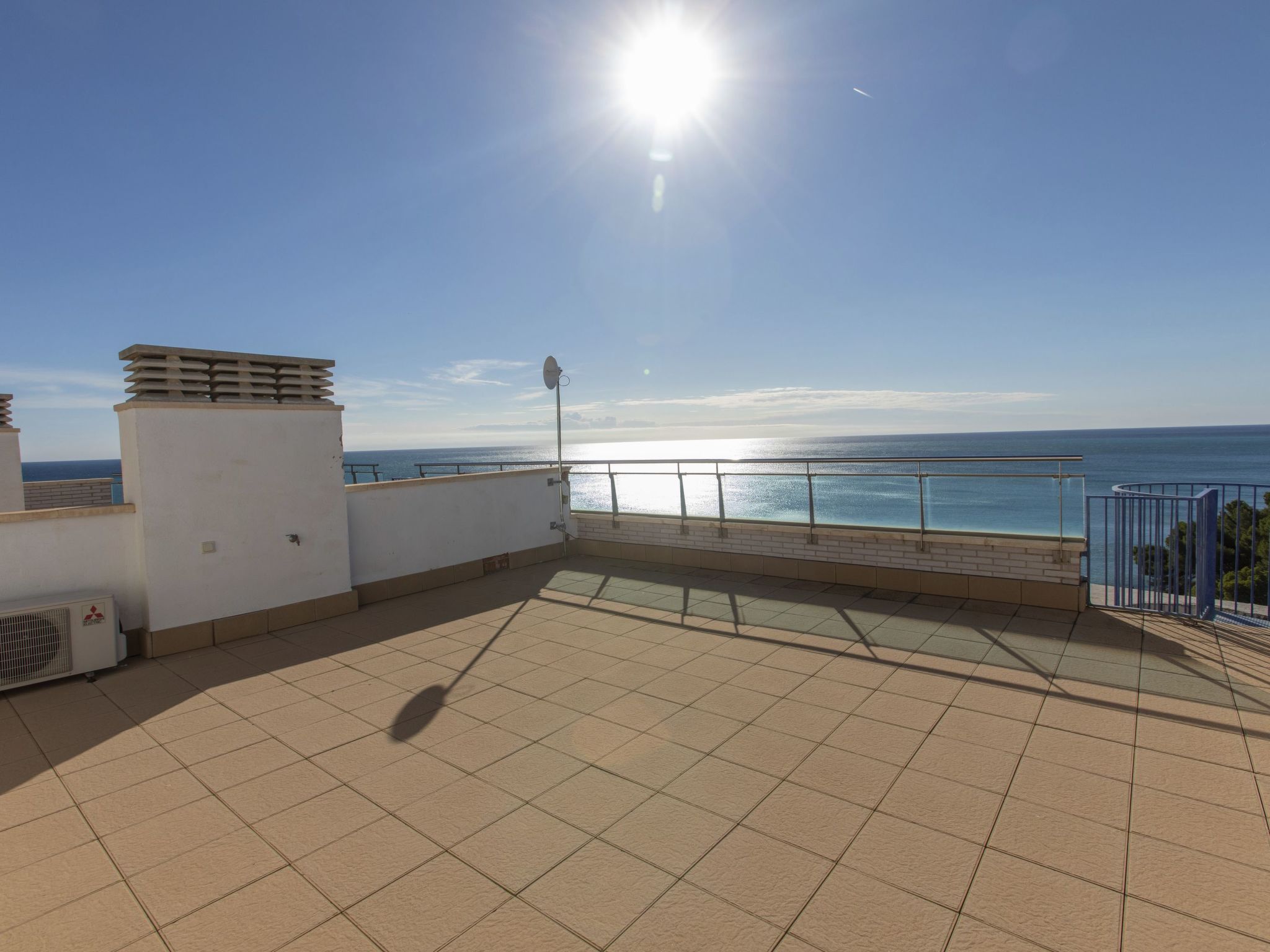 Photo 12 - 2 bedroom Apartment in Mont-roig del Camp with swimming pool and sea view
