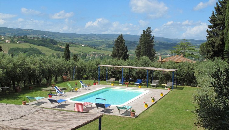 Photo 1 - Maison de 2 chambres à Certaldo avec piscine et jardin