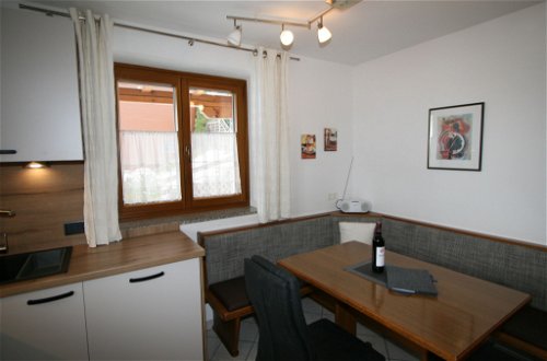Foto 27 - Apartamento de 2 quartos em Fügen com terraço e vista para a montanha