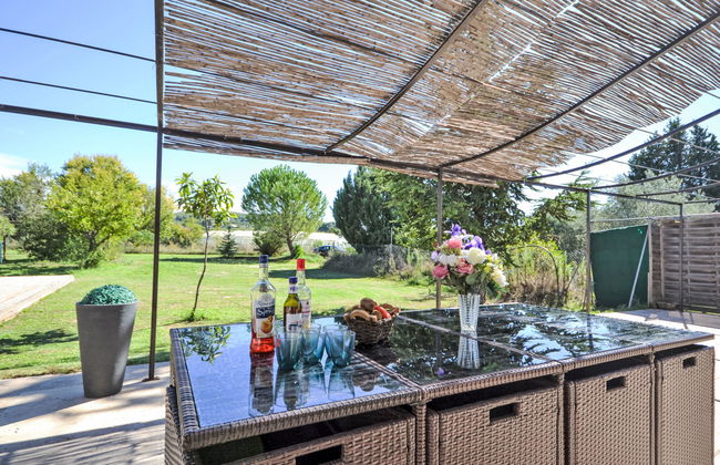 Casa de 4 quartos em Saint-Didier com piscina privada e jardim - Foto 2