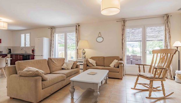 Casa de 4 quartos em Saint-Didier com piscina privada e jardim - Foto 3