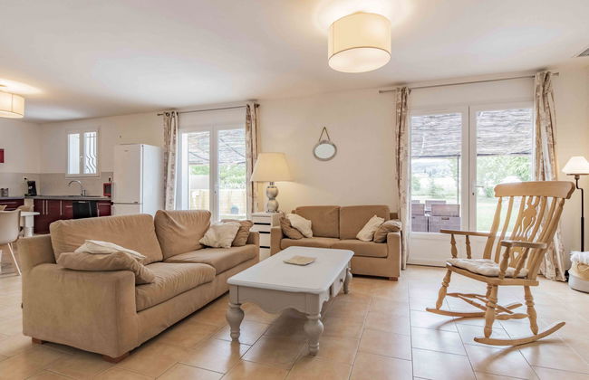 Casa de 4 quartos em Saint-Didier com piscina privada e jardim - Foto 3