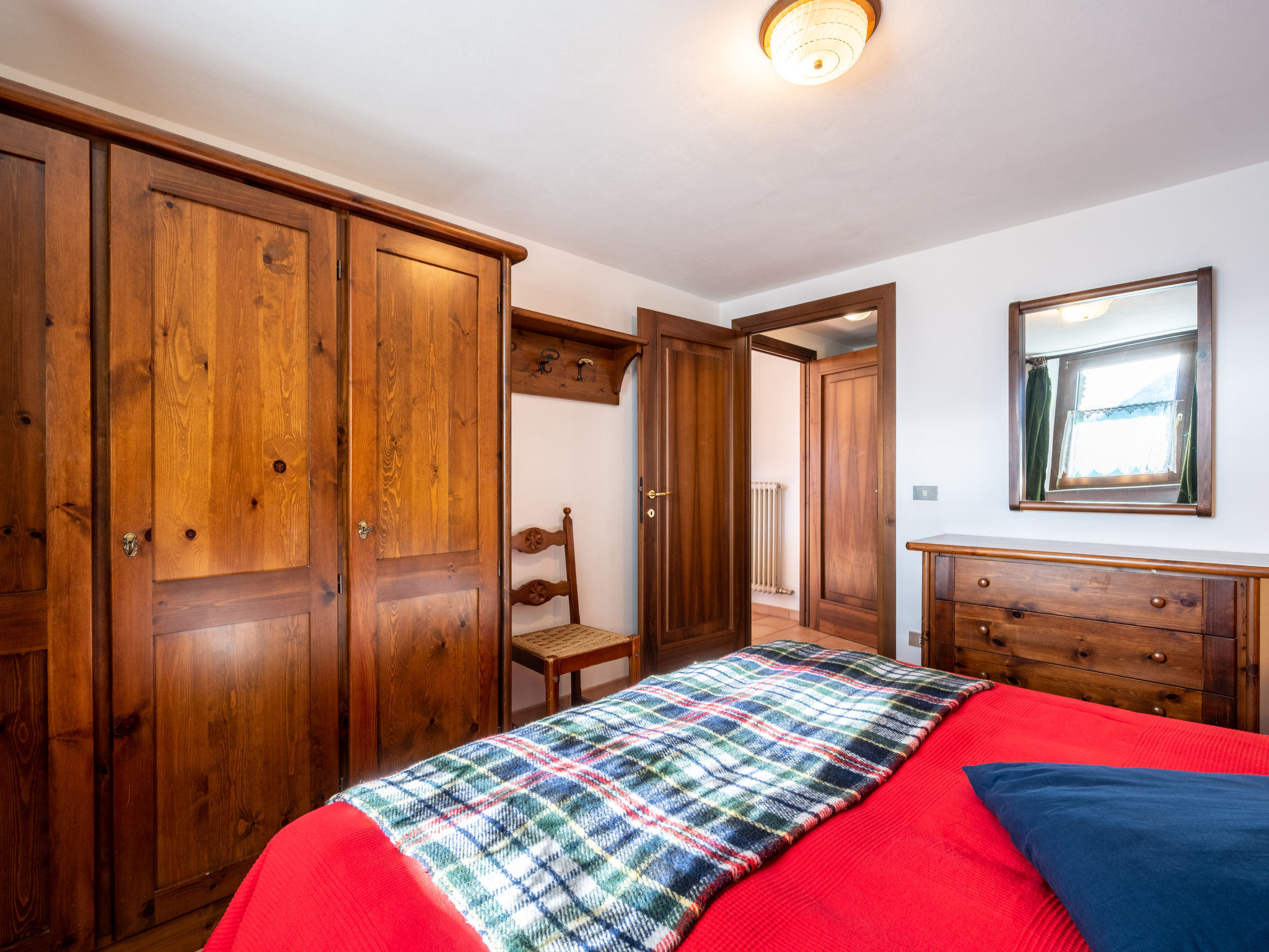 Foto 10 - Apartment mit 1 Schlafzimmer in Saint-Nicolas mit blick auf die berge