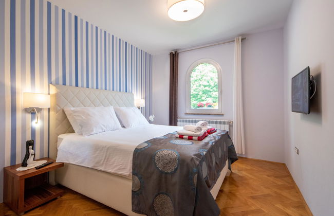 Casa de 8 quartos em Opatija com piscina privada e jardim - Foto 26