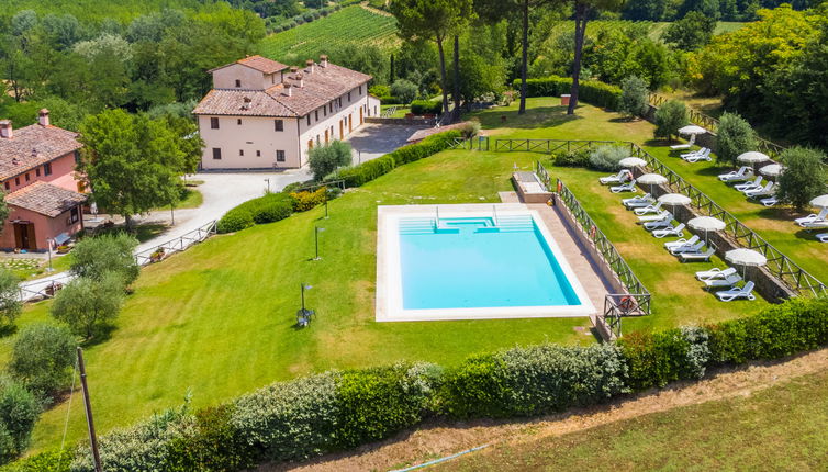 Foto 1 - Appartamento con 1 camera da letto a Castelfiorentino con piscina e giardino