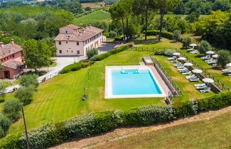 Foto 1 - Casa de 2 habitaciones en Castelfiorentino con piscina y jardín