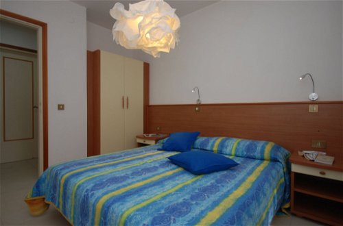 Foto 10 - Apartment mit 2 Schlafzimmern in Lignano Sabbiadoro mit garten und blick aufs meer