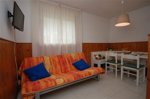 Foto 8 - Appartamento con 2 camere da letto a Lignano Sabbiadoro con giardino e vista mare