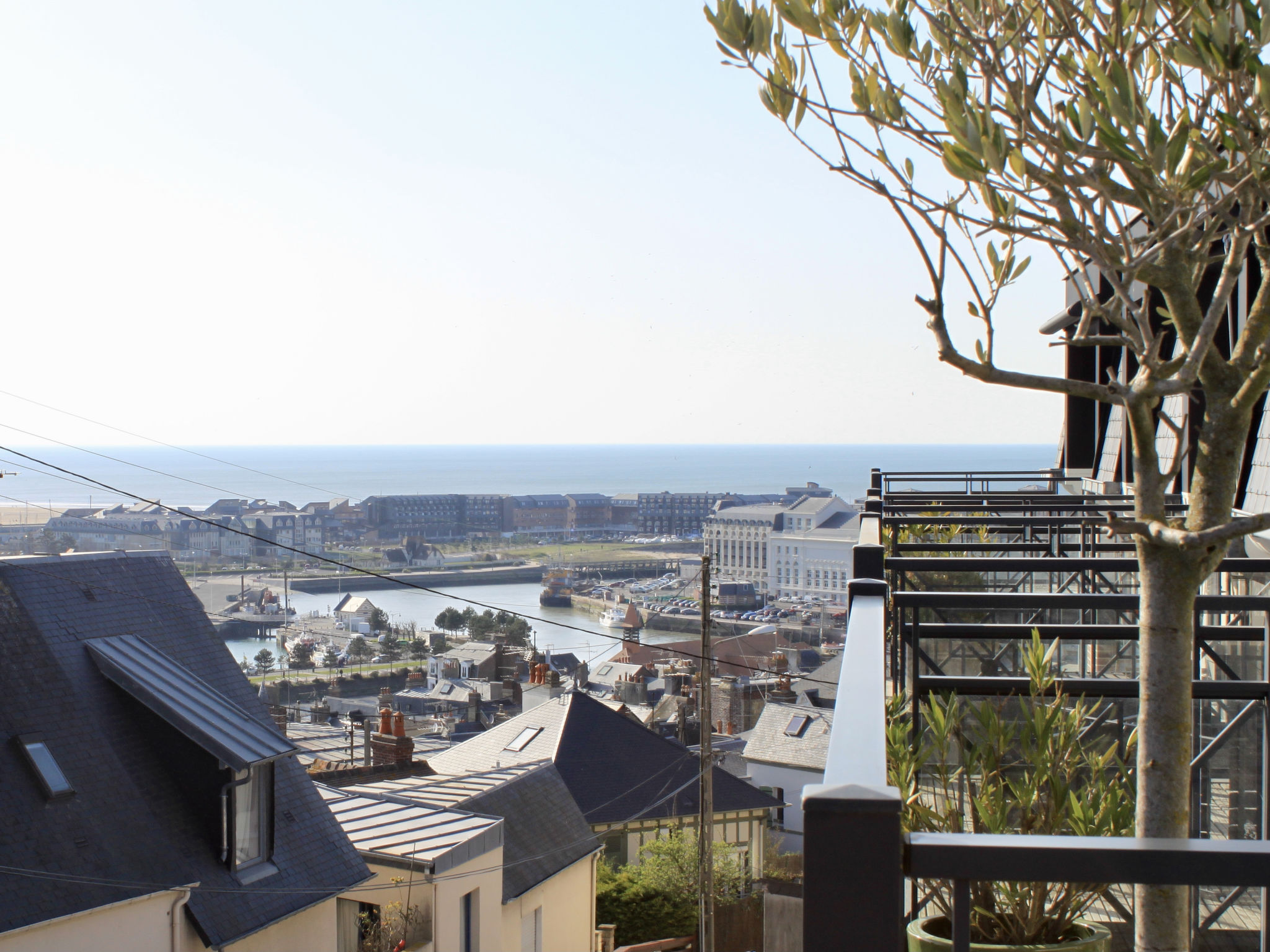 Foto 14 - Apartamento de 1 habitación en Trouville-sur-Mer con vistas al mar