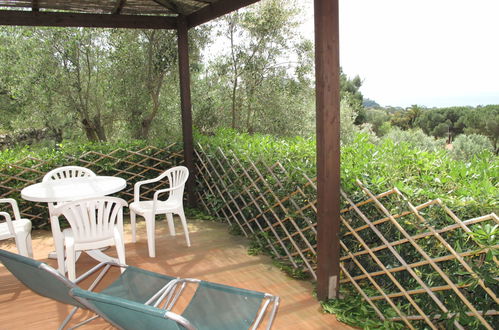 Photo 9 - Appartement de 1 chambre à Capoliveri avec jardin et terrasse