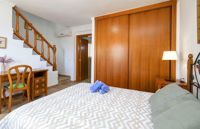 Casa de 6 quartos em Calp com piscina privada e jardim - Foto 24