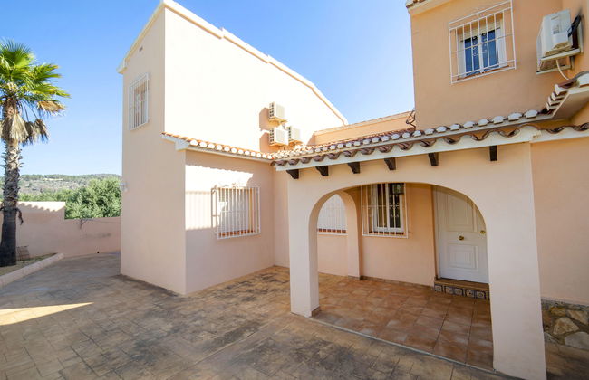 Casa de 6 quartos em Calp com piscina privada e jardim - Foto 34