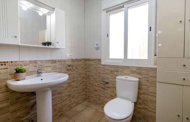 Casa de 6 quartos em Calp com piscina privada e jardim - Foto 20