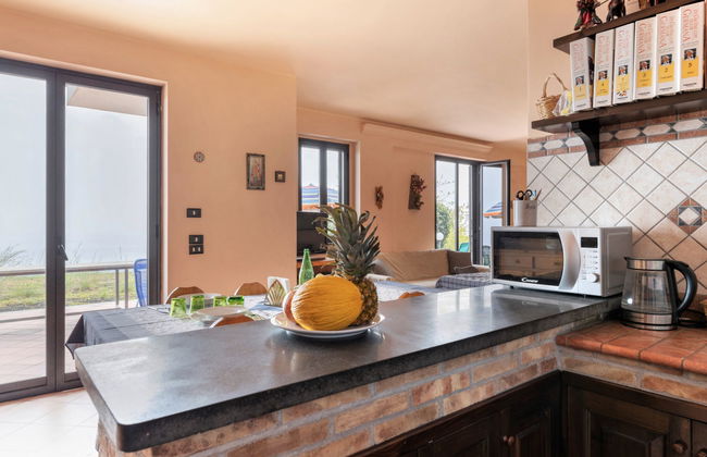 Casa de 4 quartos em Mascali com jardim e terraço - Foto 8