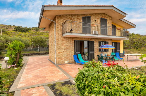 Photo 2 - Maison de 3 chambres à Mascali avec jardin et terrasse