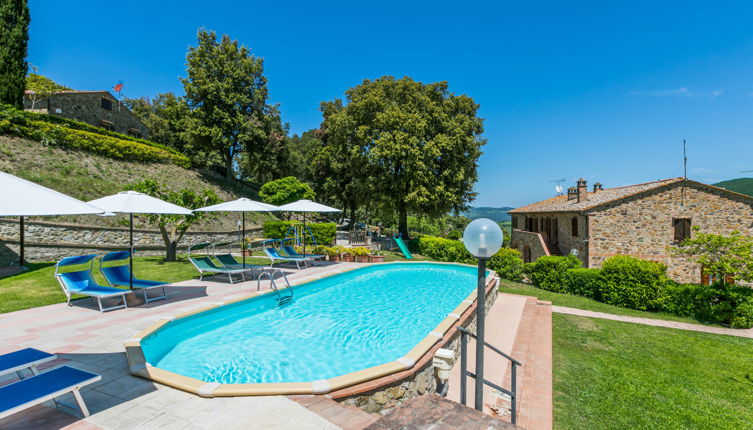 Foto 1 - Apartamento de 1 quarto em Volterra com piscina e jardim