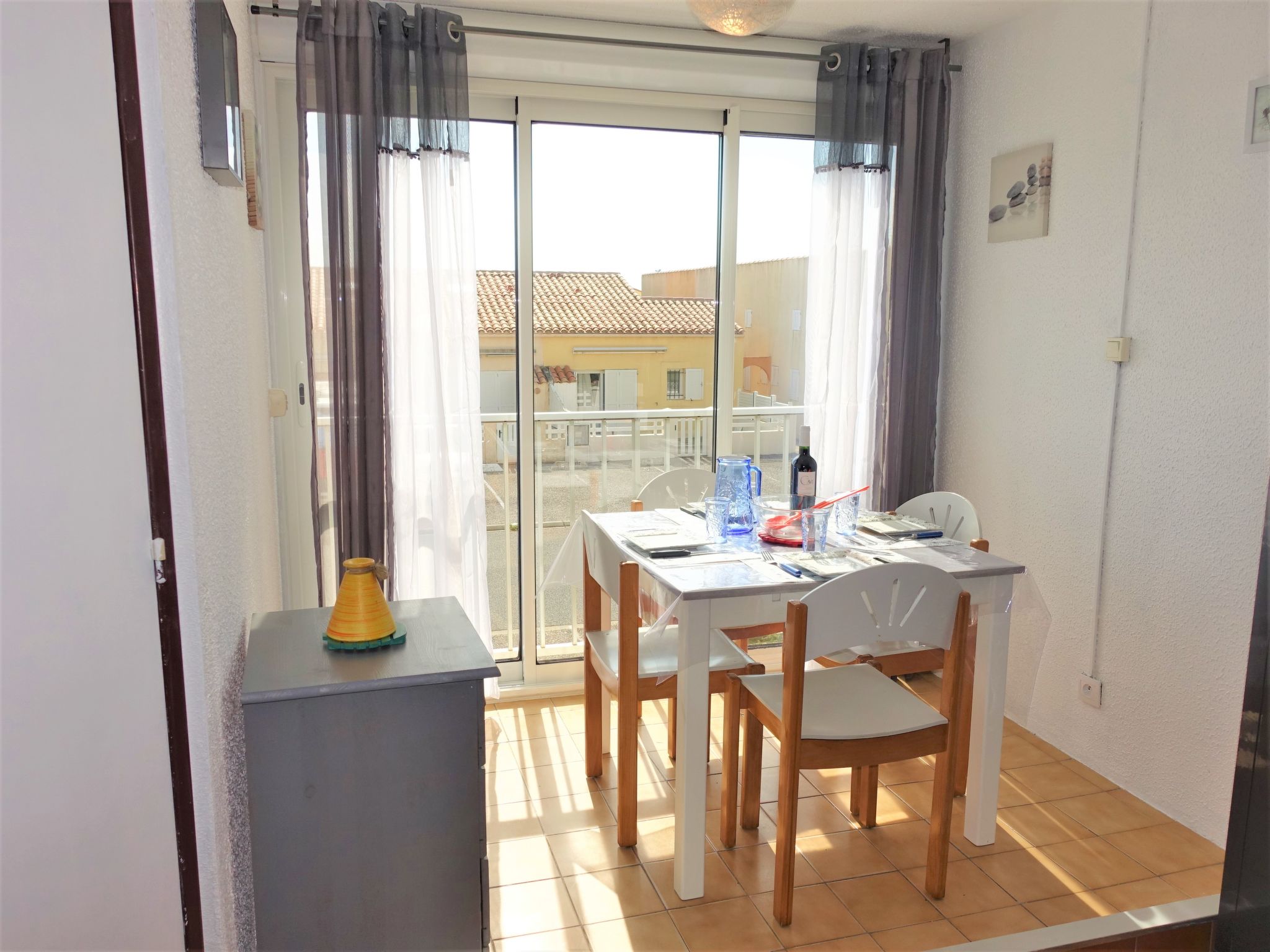 Photo 3 - 1 bedroom Apartment in Narbonne with swimming pool and sea view