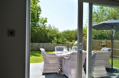Photo 16 - 3 bedroom House in Padstow with garden and sea view