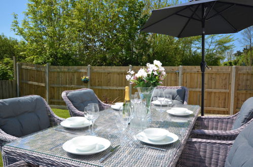 Photo 12 - 3 bedroom House in Padstow with garden and sea view