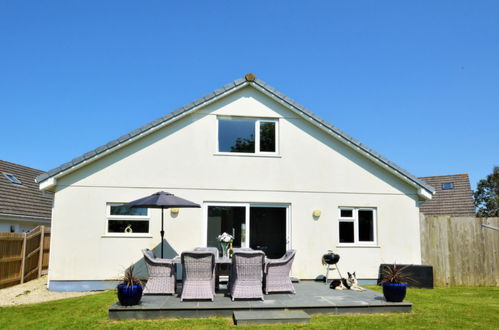 Photo 2 - 3 bedroom House in Padstow with garden and sea view