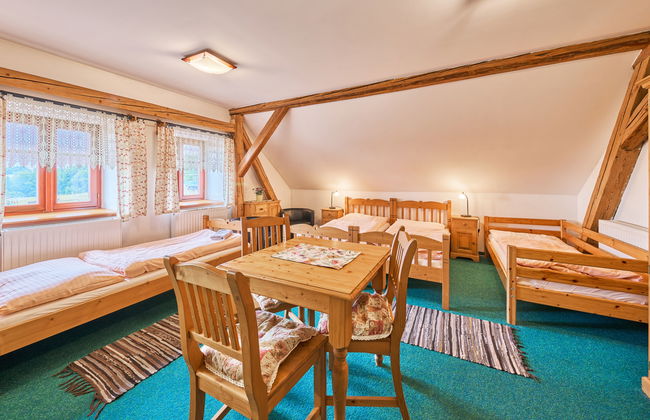 Casa de 7 quartos em Úhlejov com piscina privada e jardim - Foto 20