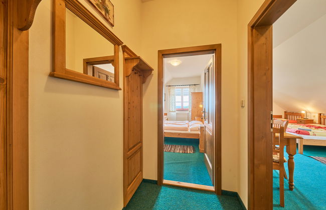 Casa de 7 quartos em Úhlejov com piscina privada e jardim - Foto 49