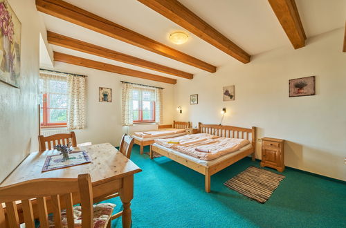 Foto 18 - Casa con 7 camere da letto a Úhlejov con piscina privata e giardino