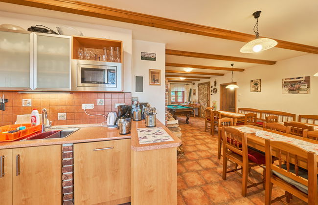 Casa de 7 quartos em Úhlejov com piscina privada e jardim - Foto 9