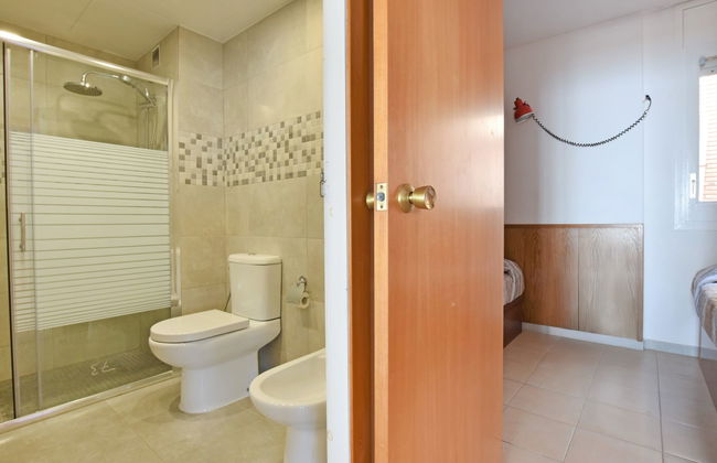 Apartamento de 5 quartos em Torredembarra com piscina e jardim - Foto 28