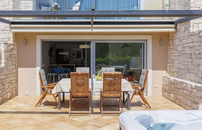 Casa de 4 quartos em Umag com piscina privada e jardim - Foto 29