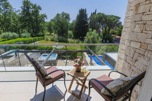 Photo 15 - Maison de 3 chambres à Umag avec piscine privée et vues à la mer