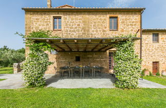 Photo 2 - Maison de 3 chambres à Sorano avec piscine et jardin