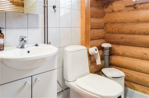 Foto 8 - Casa de 1 habitación en Kolari con sauna y vistas a la montaña