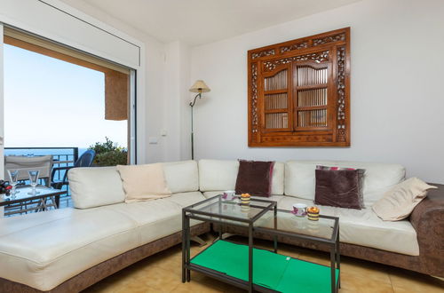 Photo 6 - 3 bedroom Apartment in Sant Feliu de Guíxols with terrace and sea view