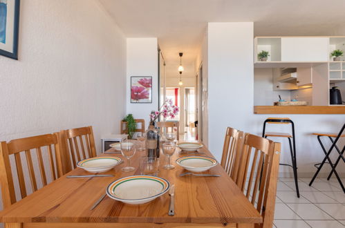 Photo 11 - 2 bedroom Apartment in Canet-en-Roussillon with swimming pool and terrace