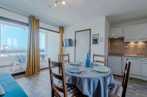 Foto 3 - Appartamento con 1 camera da letto a Le Barcarès con vista mare