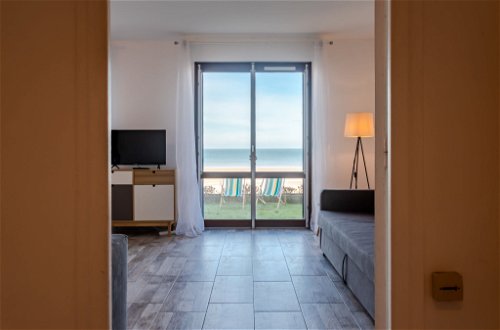 Foto 9 - Appartamento a Cabourg con vista mare