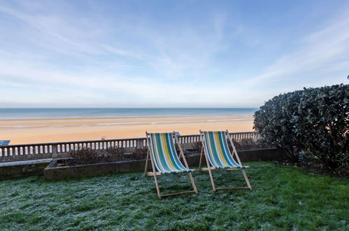 Foto 4 - Appartamento a Cabourg con vista mare