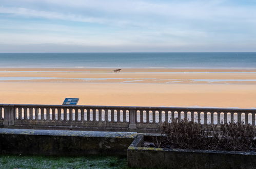 Foto 14 - Apartamento en Cabourg con vistas al mar