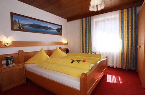 Foto 14 - Appartamento con 4 camere da letto a Kappl con vista sulle montagne