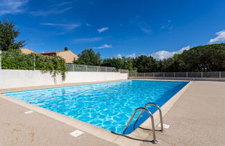 Photo 2 - 1 bedroom Apartment in Cogolin with swimming pool