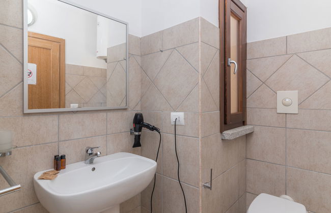 Casa de 3 quartos em Trinità d'Agultu e Vignola com piscina e jardim - Foto 14