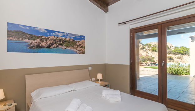 Maison de 3 chambres à Trinità d'Agultu e Vignola avec piscine et jardin - Photo 4