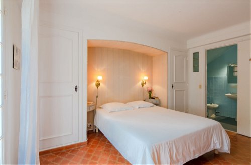 Photo 14 - Maison de 6 chambres à Sainte-Maxime avec piscine privée et vues à la mer