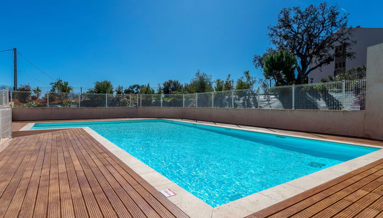 Foto 1 - Appartamento con 1 camera da letto a Bormes-les-Mimosas con piscina e vista mare