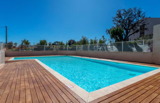 Foto 1 - Appartamento con 1 camera da letto a Bormes-les-Mimosas con piscina e vista mare