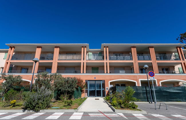 Appartamento con 2 camere da letto a Bormes-les-Mimosas con piscina e giardino - Foto 16