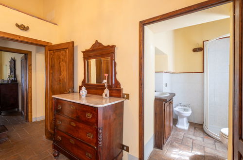 Photo 35 - 5 bedroom House in Loro Ciuffenna with private pool and garden