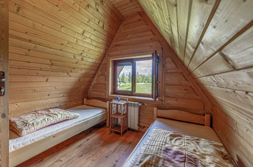 Foto 16 - Appartamento con 2 camere da letto a Bukowina Tatrzańska con piscina e vista sulle montagne